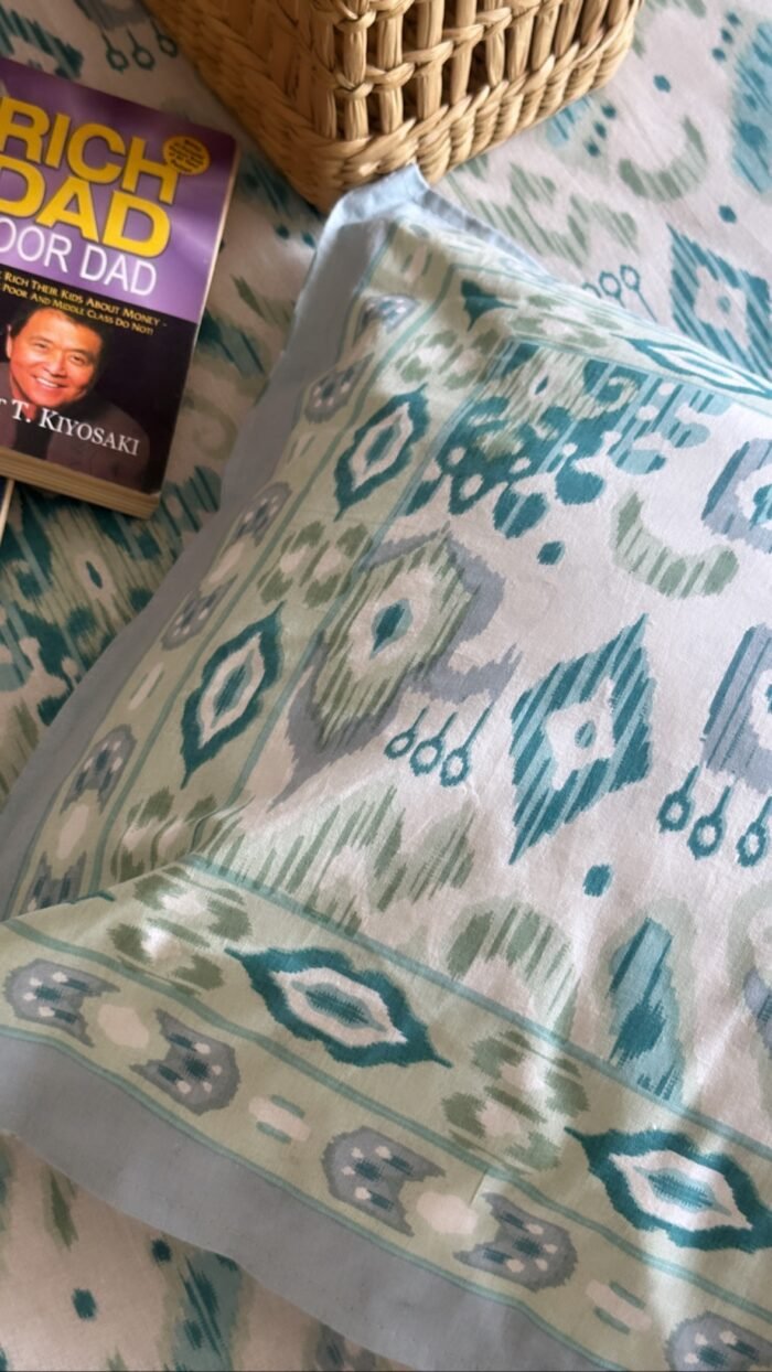 Ikkat King Size Cotton Bedsheet - Image 2