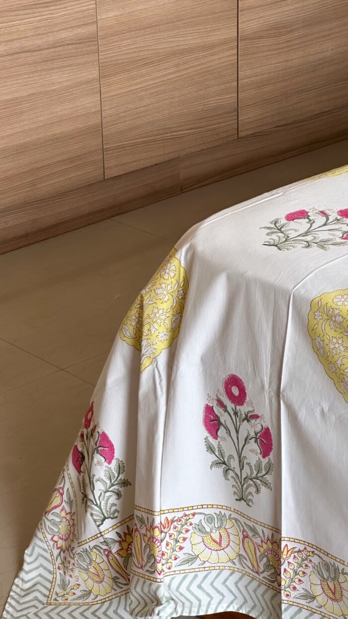 Gulzaar Premium Super King Size Bedsheet - Image 4