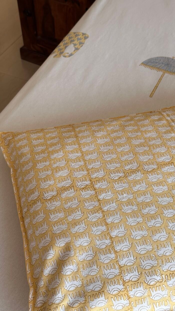 Gaj Angan Handblocked Super King Size Bedsheet - Image 3