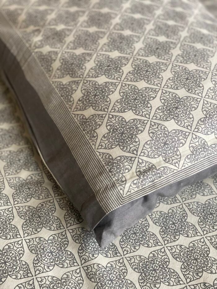 Grey Cotton Bedsheet - Image 3