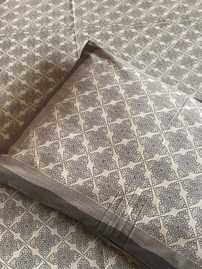 Grey Cotton Bedsheet - Image 5