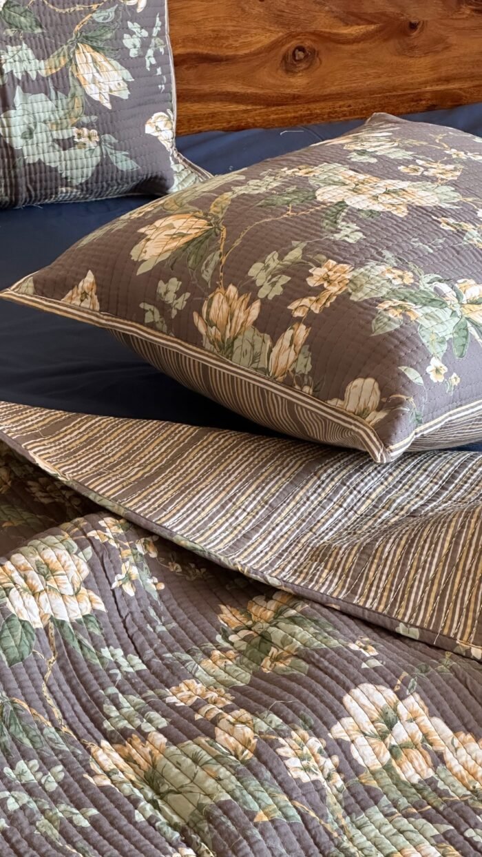 7d11310c-365d-4b5a-b7e1-4af484497eac Parv 5 Piece Premium Bedding Set - Image 5