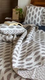 Parv 5 Piece Premium Bedding set