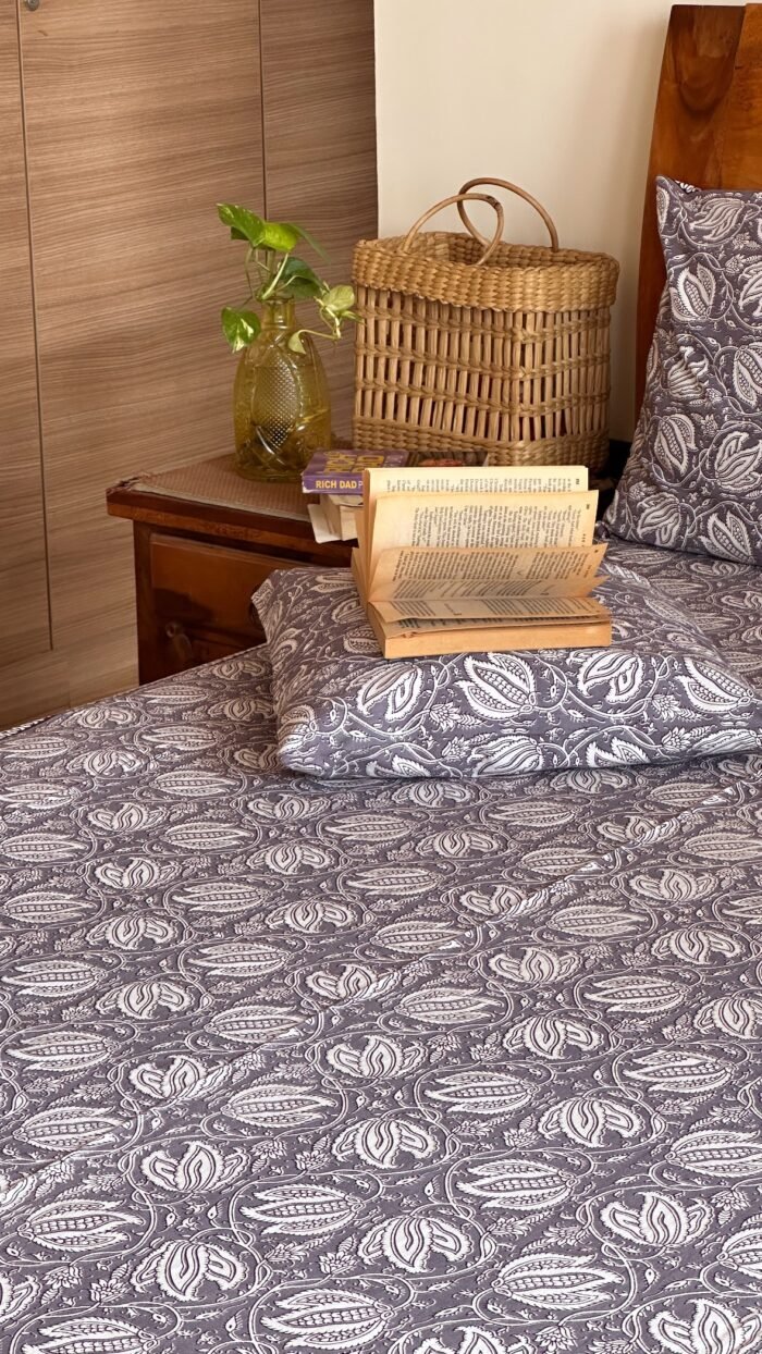 Jalaz Diwan Set-8 piece Set - Image 7