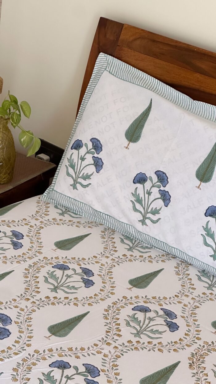 Nura Handblocked King Size Bedsheet - Image 4
