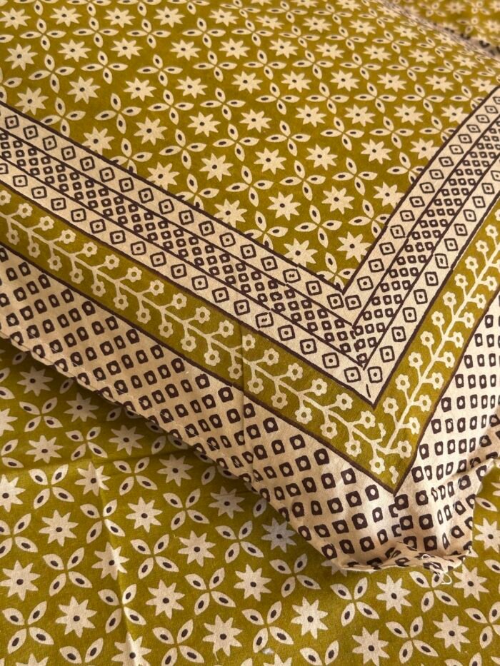Kalamkari King Size Cotton Bedsheet - Image 2