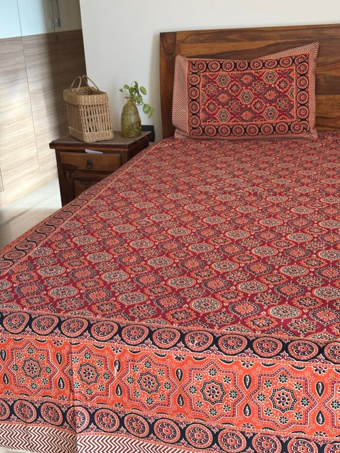 Kalamkari Super King Size Cotton Bedsheet - Image 8