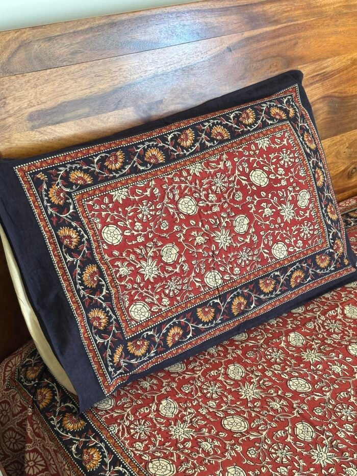Kalamkari Super King Size Cotton Bedsheet - Image 4