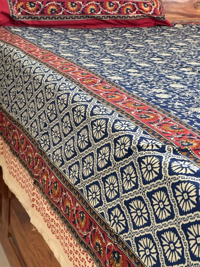 Kalamkari Super King Size Cotton Bedsheet - Image 5