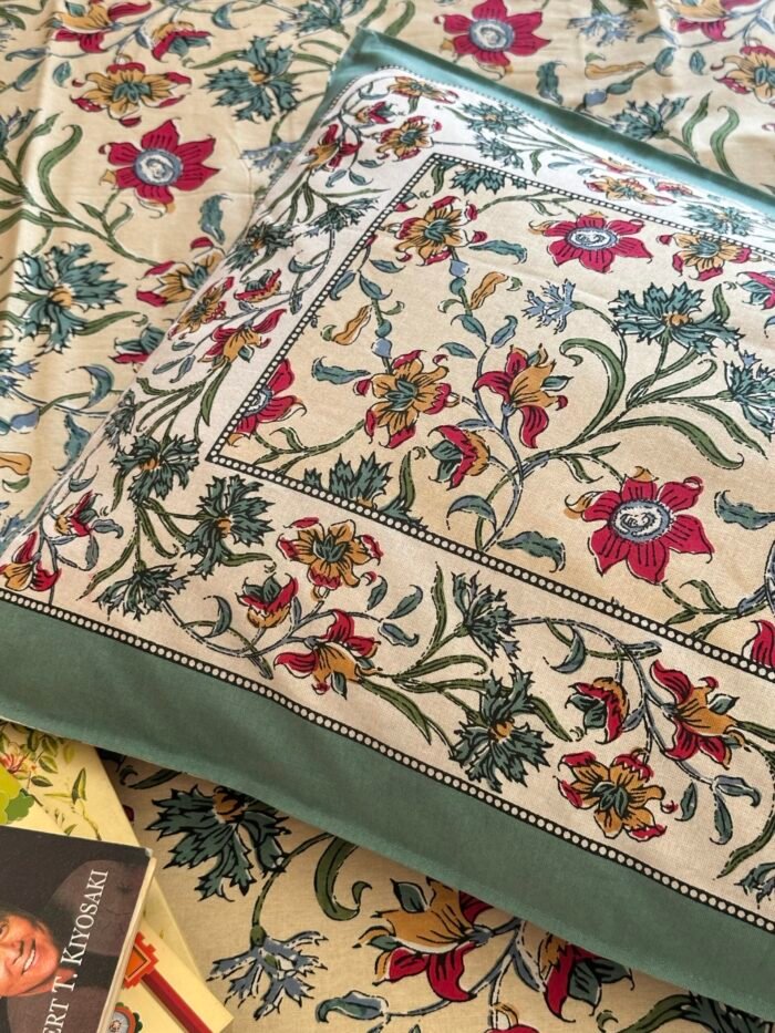Roohi King Size Bedsheet - Image 4