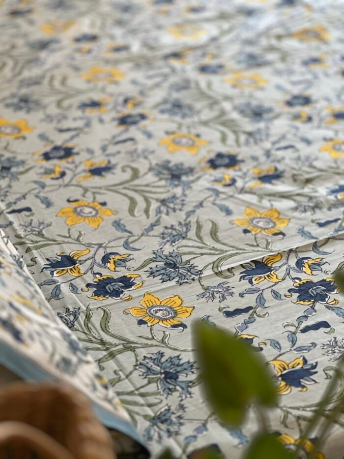 Sneha King Size Cotton Bedsheet - Image 3