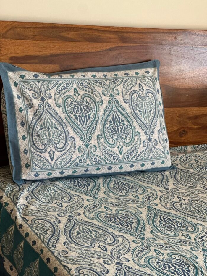 Nitya King Size Cotton Bedsheet - Image 4