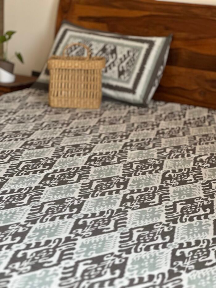 Sukriti King Size Cotton Bedsheet - Image 6