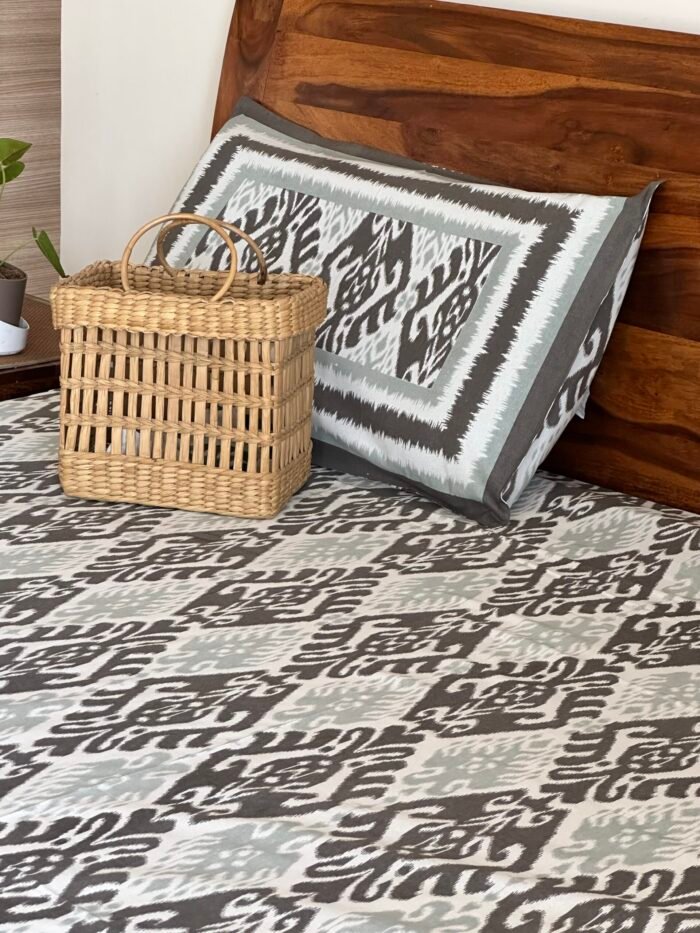 Sukriti King Size Cotton Bedsheet - Image 4