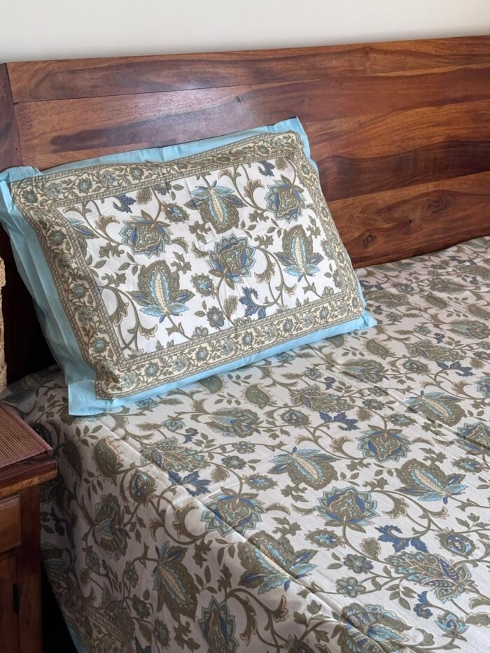 Grishma Super King Size Bedsheet - Image 5