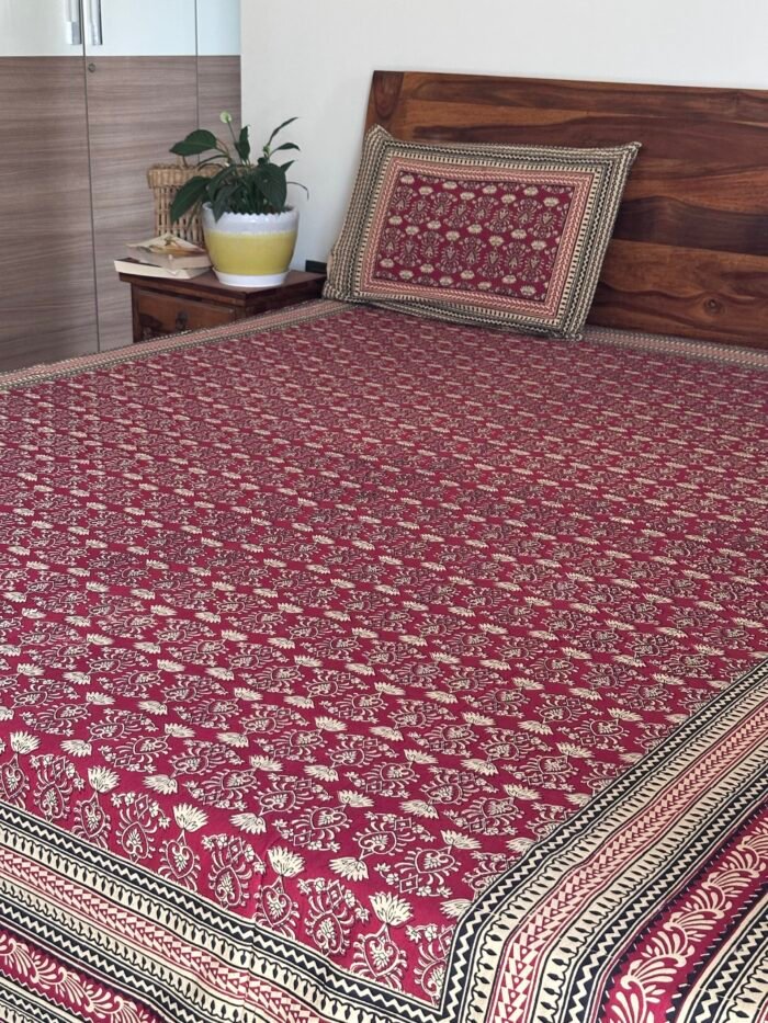 Kalamkari King size Cotton Bedsheet - Image 6