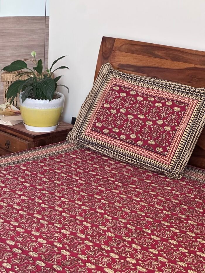 Kalamkari King size Cotton Bedsheet - Image 5