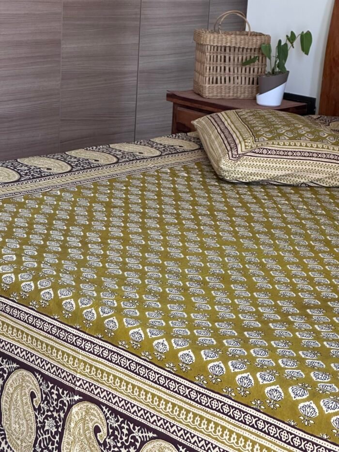 Kalamkari King Size Cotton Bedsheet - Image 3
