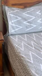 Zig-Zag King Size Cotton Bedsheet - Image 3