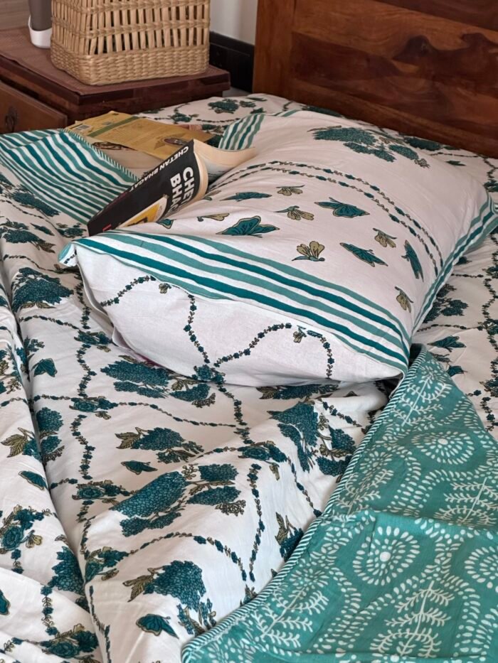 Gharaonda Bedding Set - Image 3