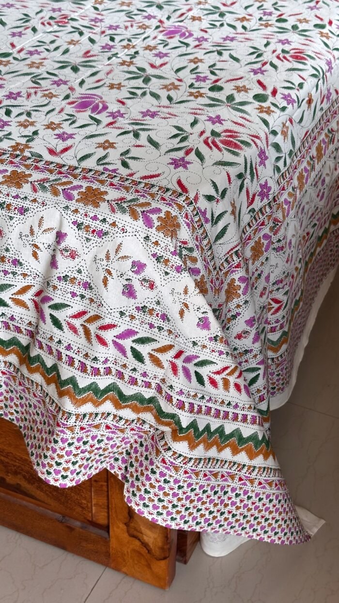 0c566d15-7777-467b-aa30-fb6a81d25154 Rangoli Super King Size Cotton Bedsheet - Image 4