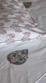 Sunaina Premium King Size Bedsheet - Image 2