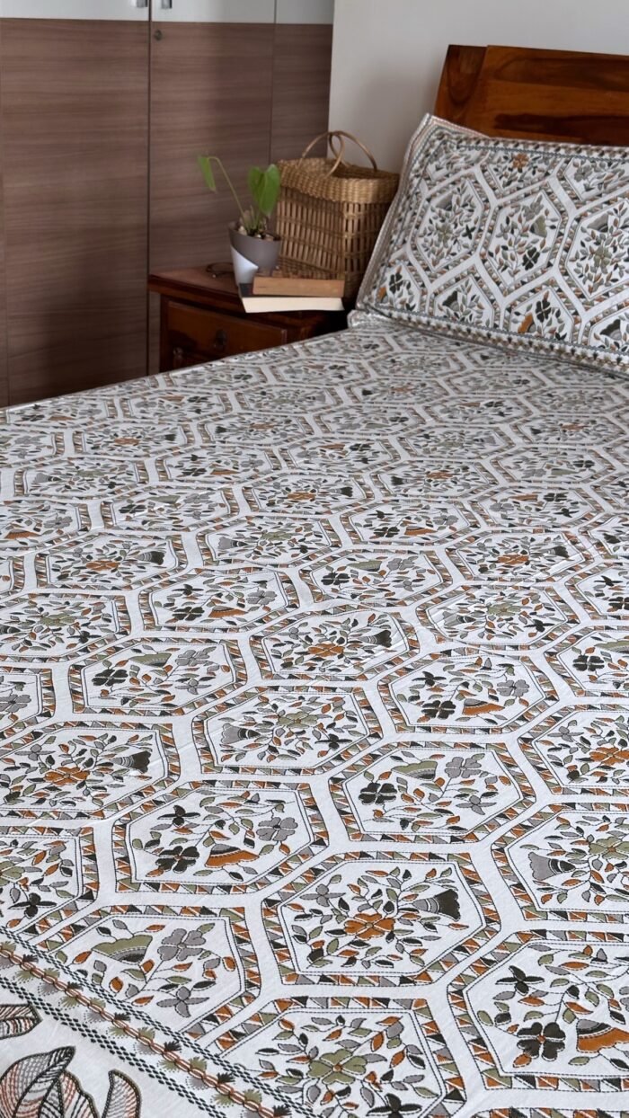 Rangoli Super King Size Cotton Bedsheet - Image 3