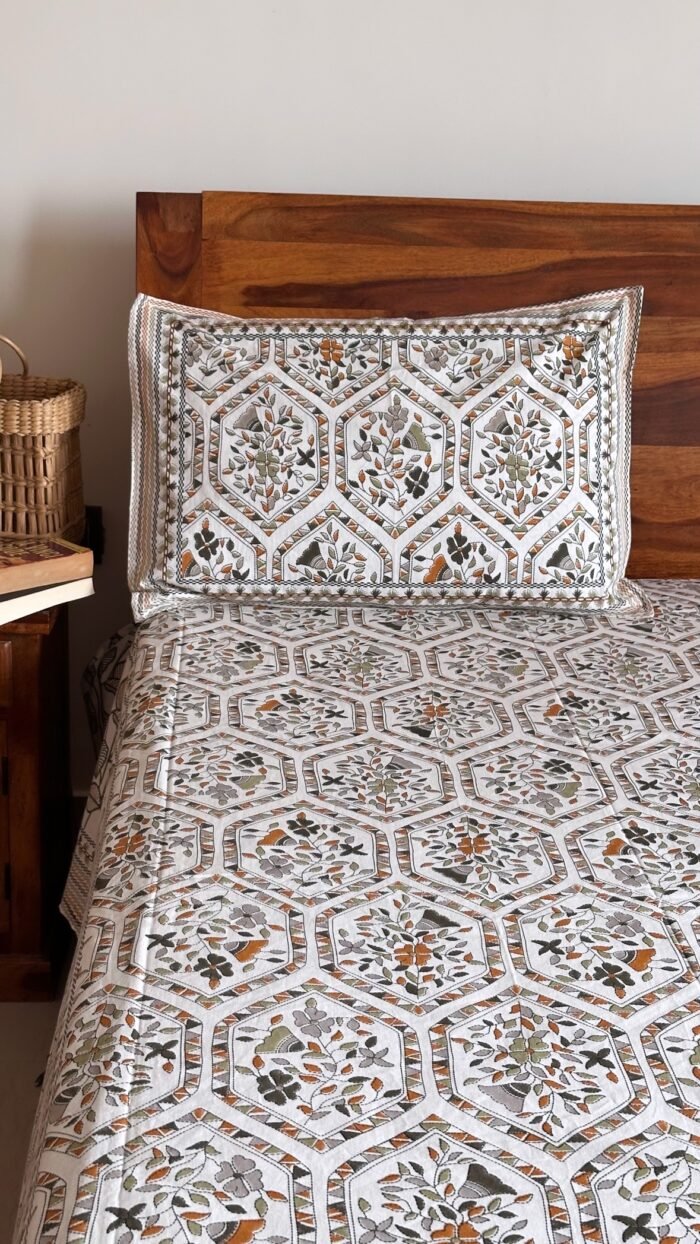 Rangoli Super King Size Cotton Bedsheet - Image 5