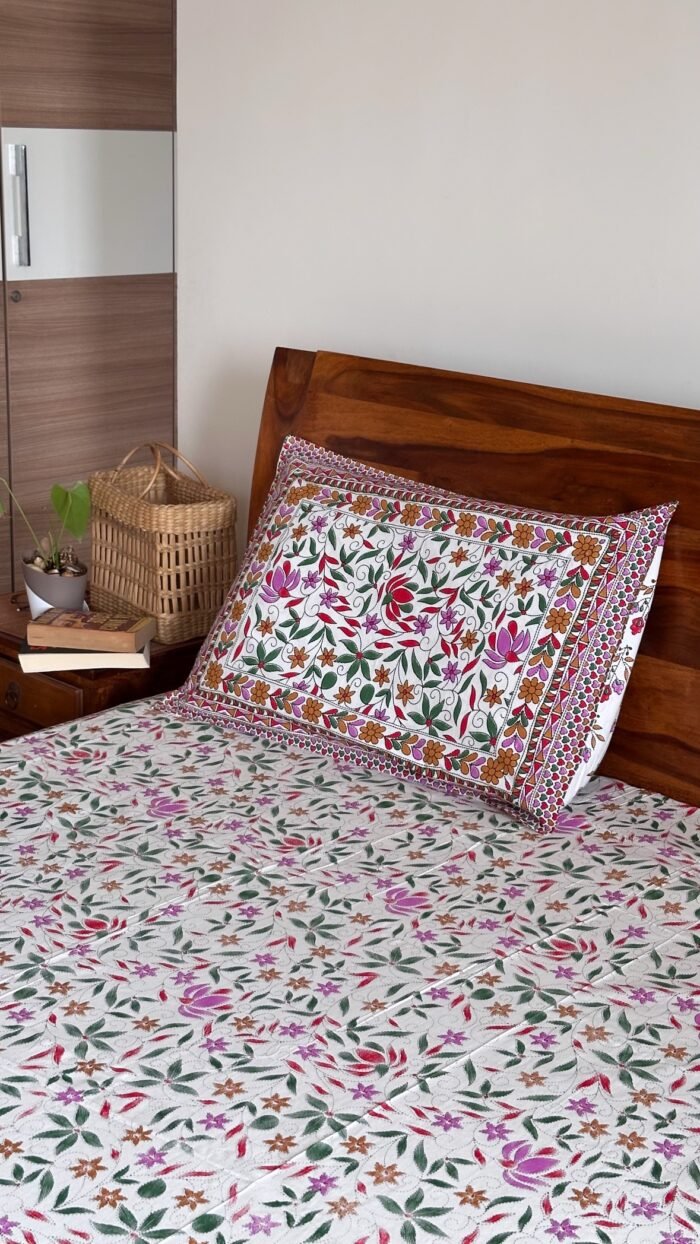 f1ac190a-fafc-407a-b409-42589e321684 Rangoli Super King Size Cotton Bedsheet - Image 5