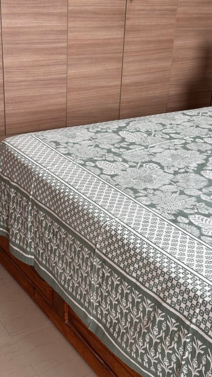 Kadam Super King Size Cotton Bedsheet - Image 4