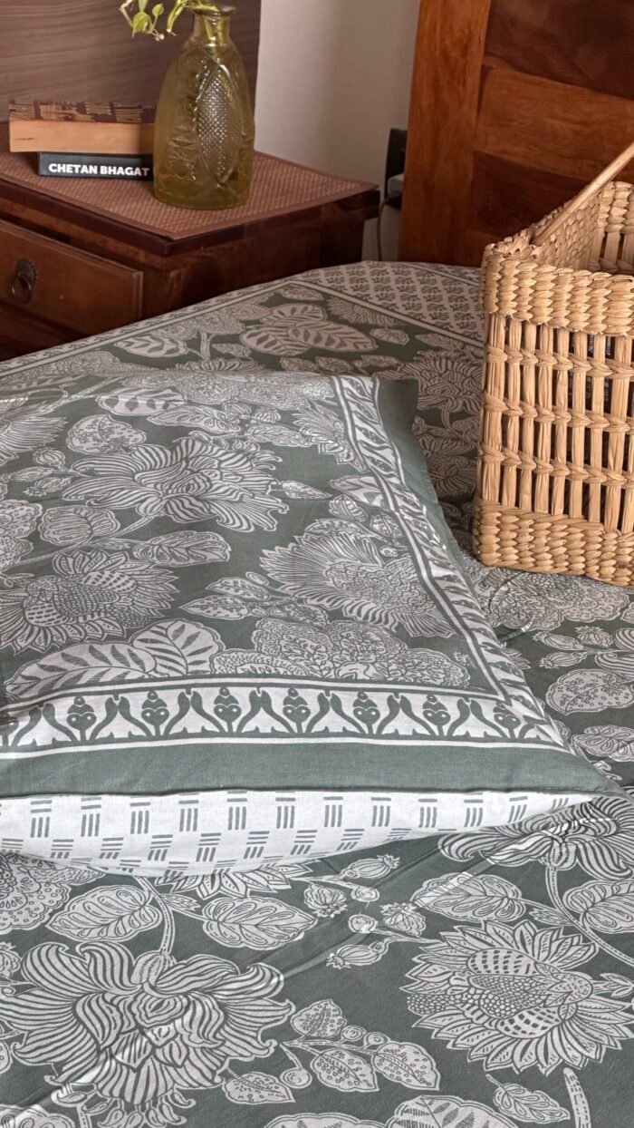Kadam Super King Size Cotton Bedsheet - Image 5