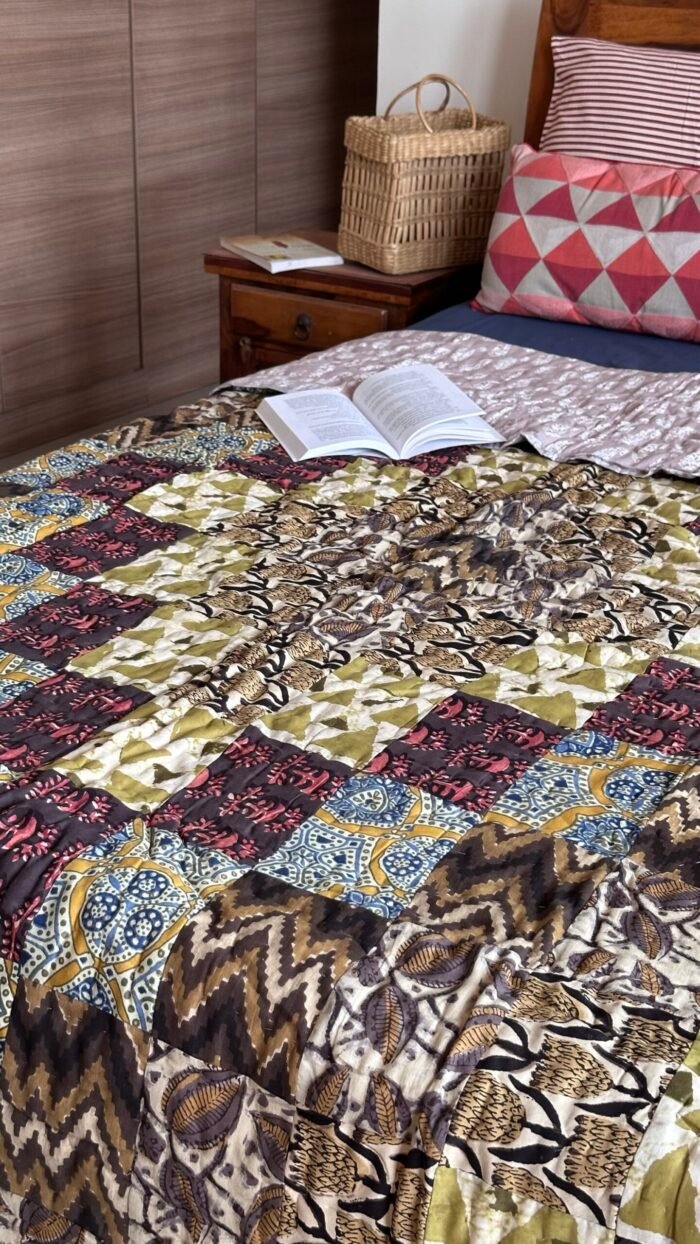 Patchwork Reversible Single Bed Quilt - Image 6