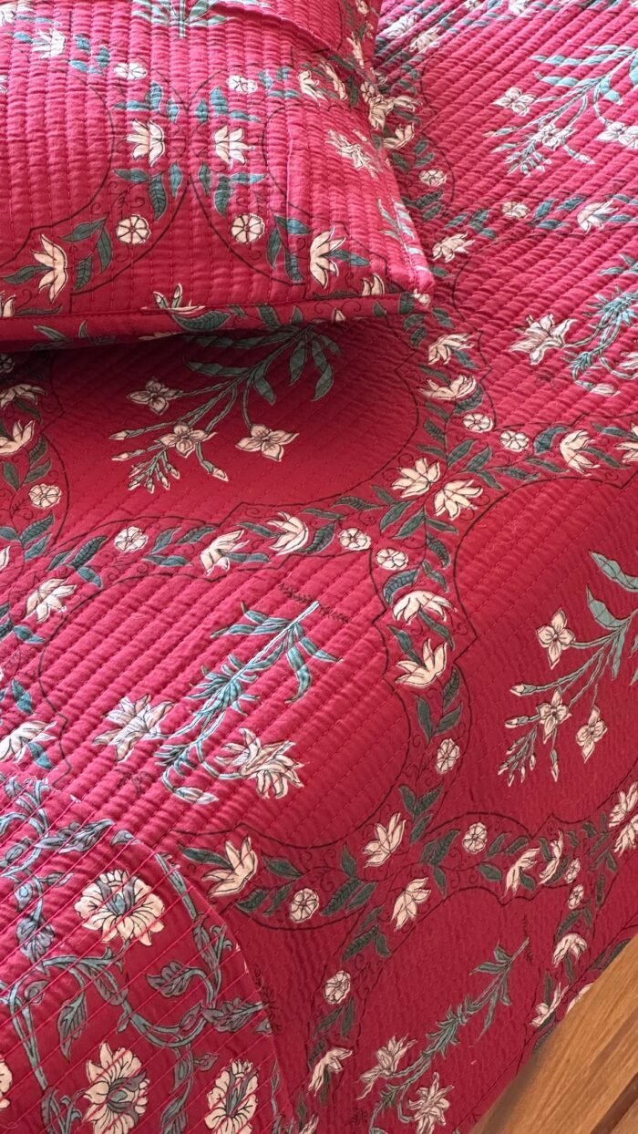 0e9d48ea-bcd6-4571-9e91-1da159db7060 Parv 5 Piece Premium Bedding Set - Image 4