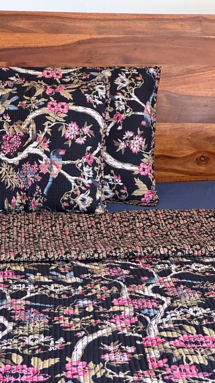 1a762363-44c1-434a-868f-8c0fb71e1165 Parv 5 Piece Premium Bedding Set - Image 5