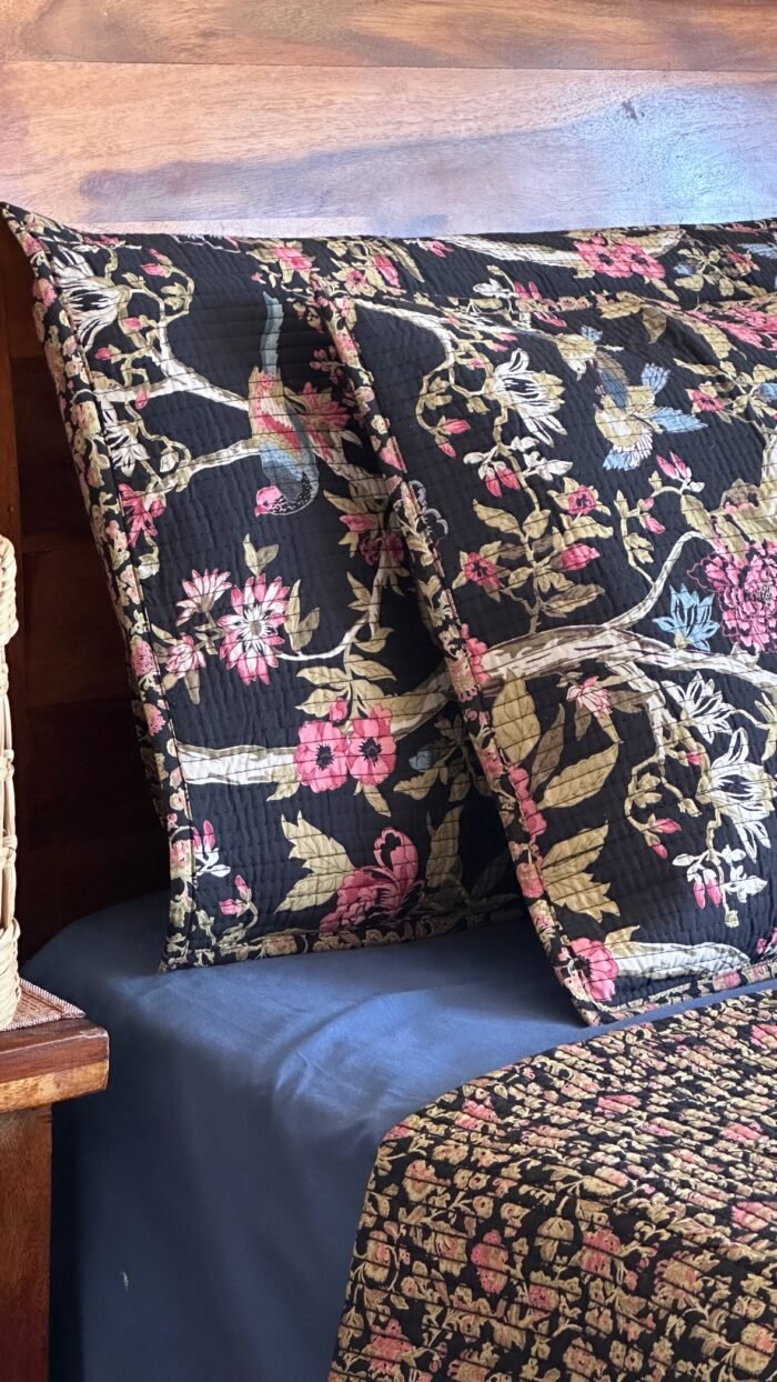 2de90288-1d2b-4e2a-96f9-673b210c698b Parv 5 Piece Premium Bedding Set - Image 1