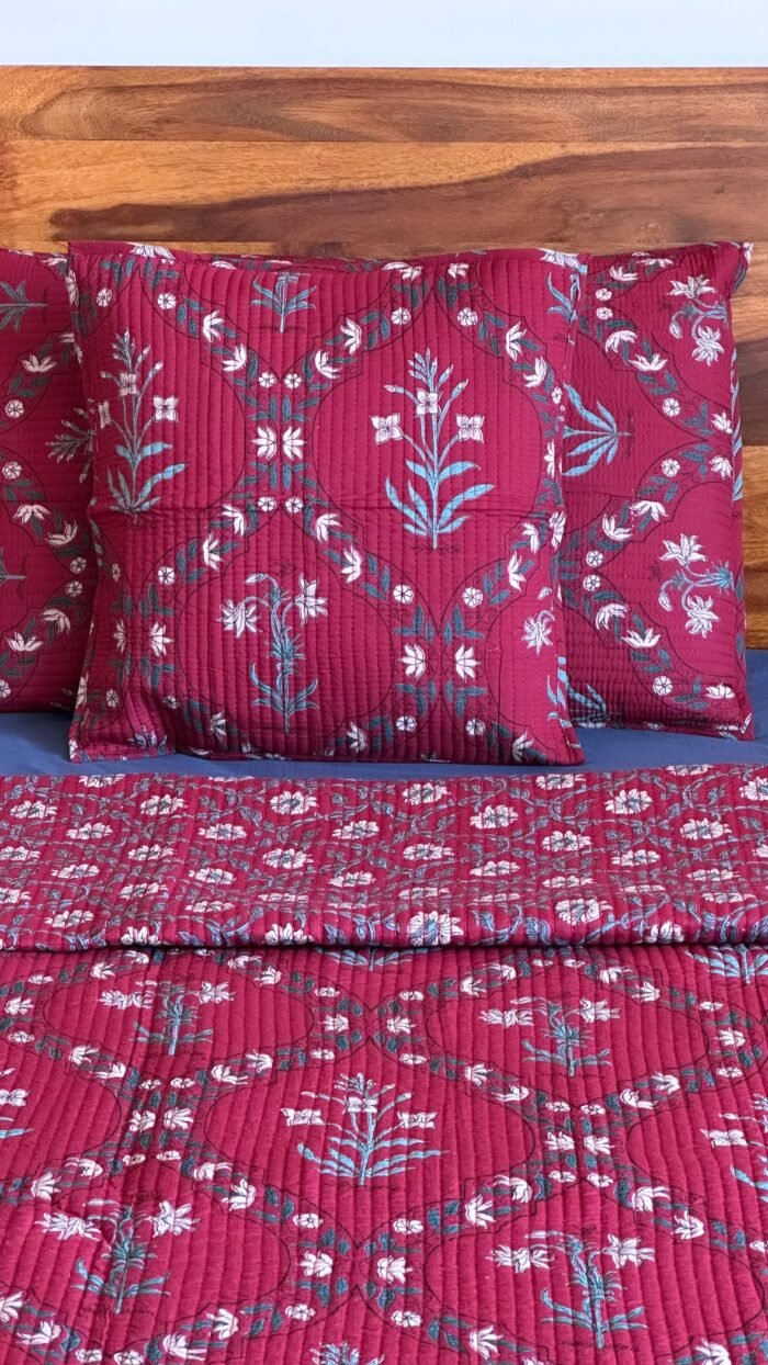 4f788cc5-802f-43dc-950e-ce06c00d7a71 Parv 5 Piece Premium Bedding Set - Image 1