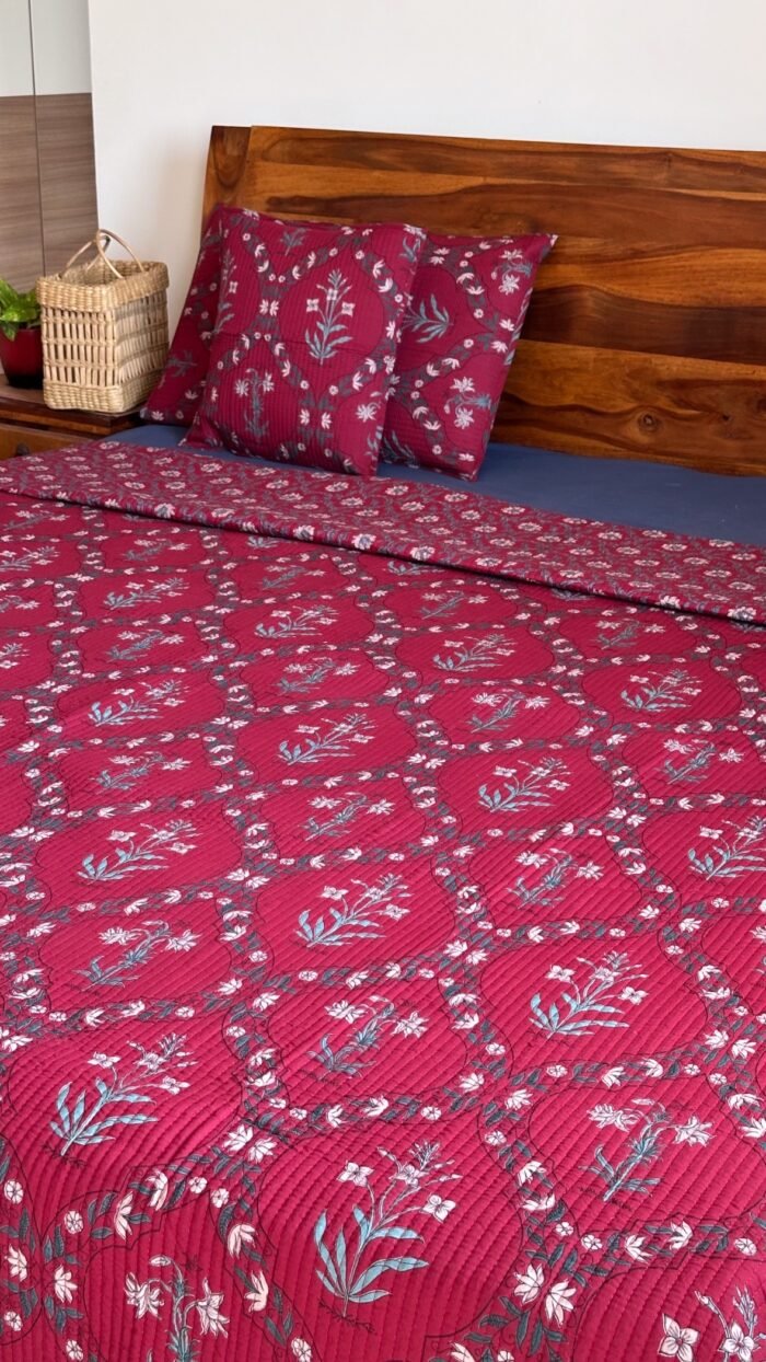 7ceab393-37c9-4745-b4e5-fc0a78513a47 Parv 5 Piece Premium Bedding Set - Image 5