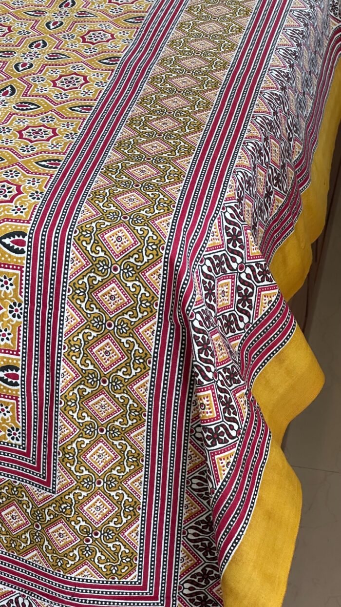 a1d905bb-c830-4c7a-9c9e-9eebf3025a4a Ajrakh King Size Cotton Bedsheet - Image 5