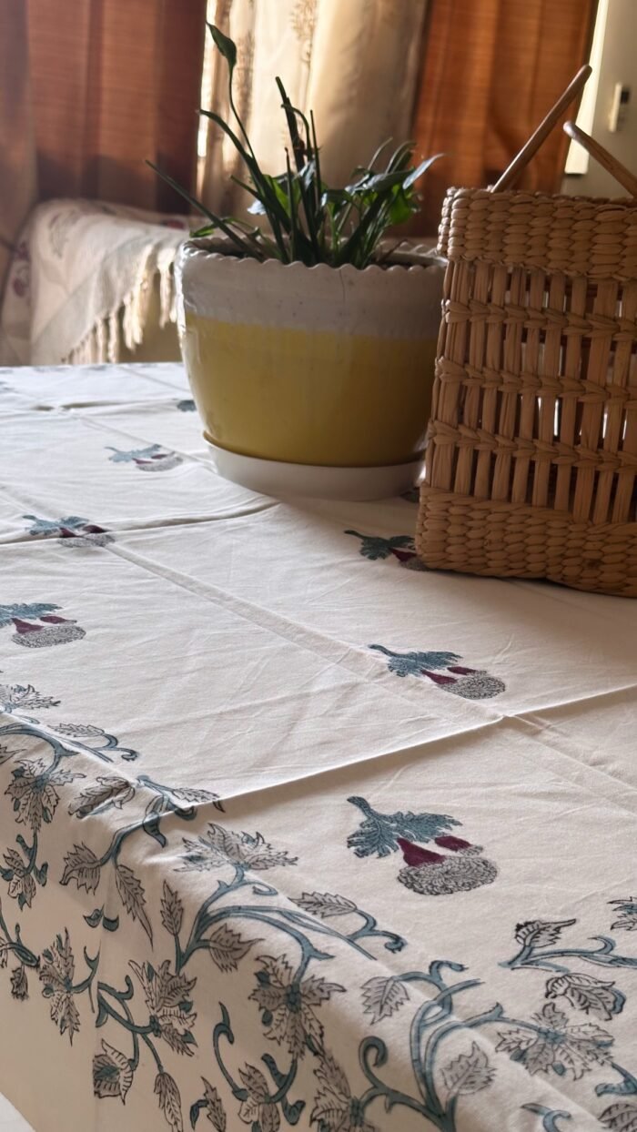 4 Seater Square Table Cloth - Image 2