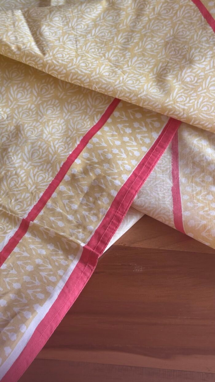 Cotton 6 Seater Table Cloth - Image 3