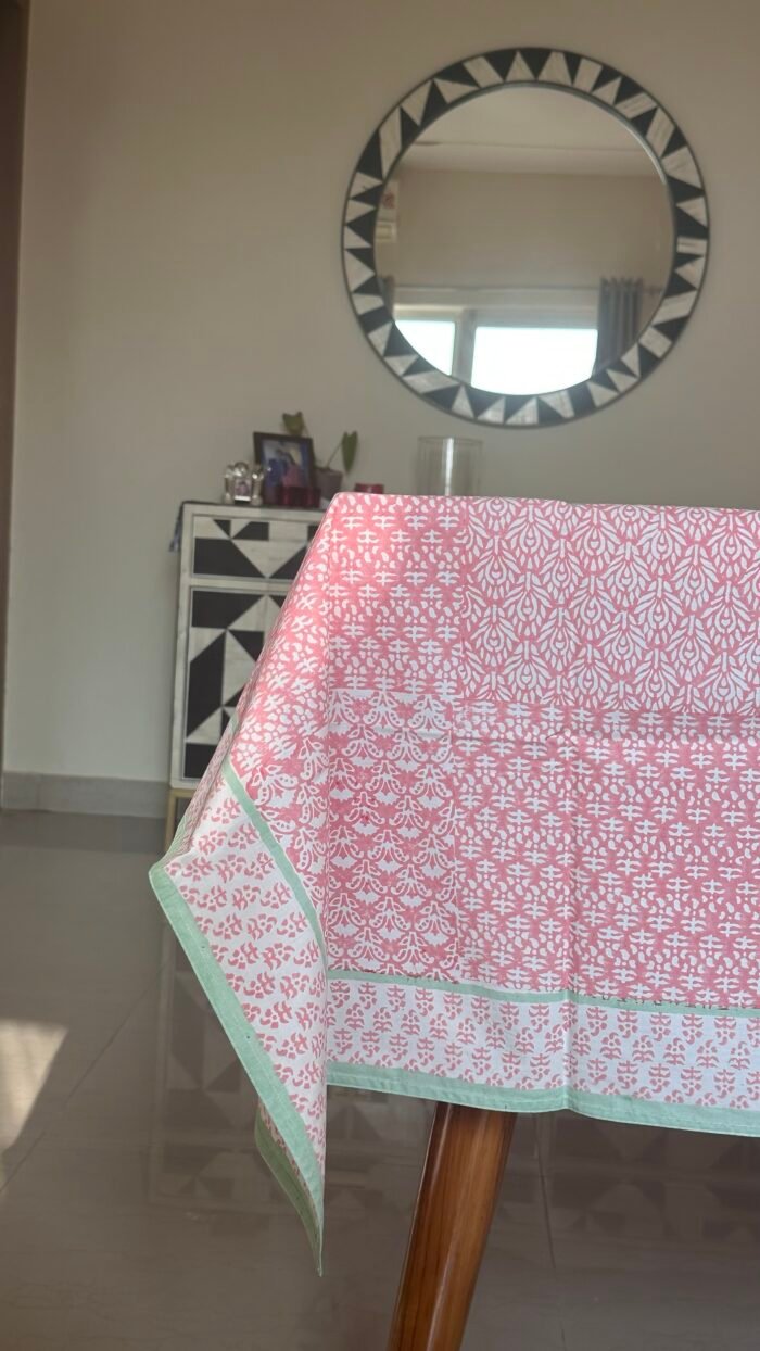 Cotton 6 Seater Table Cloth - Image 4