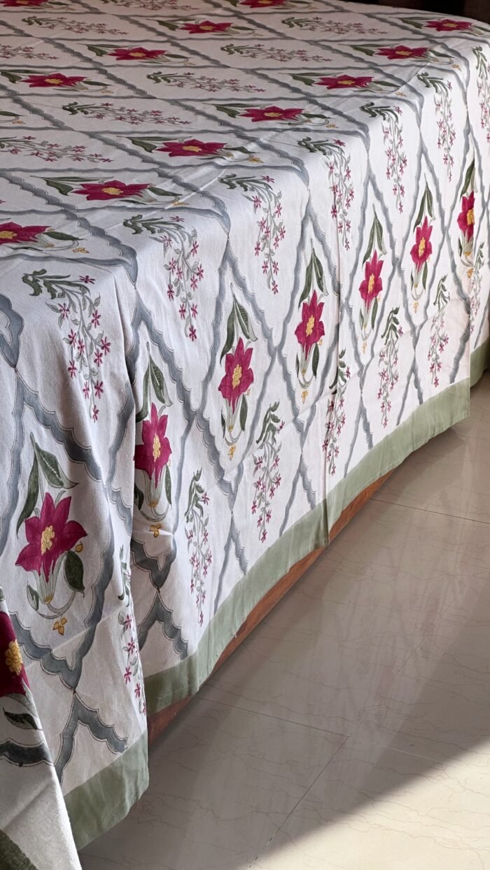 Lal kali Handblocked King Size Bedsheet - Image 4