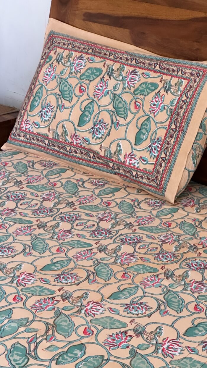 Gulshan Super King Size Bedsheet - Image 3