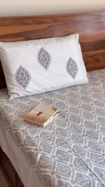 Jamuni Angan Premium King Size Bedsheet - Image 6