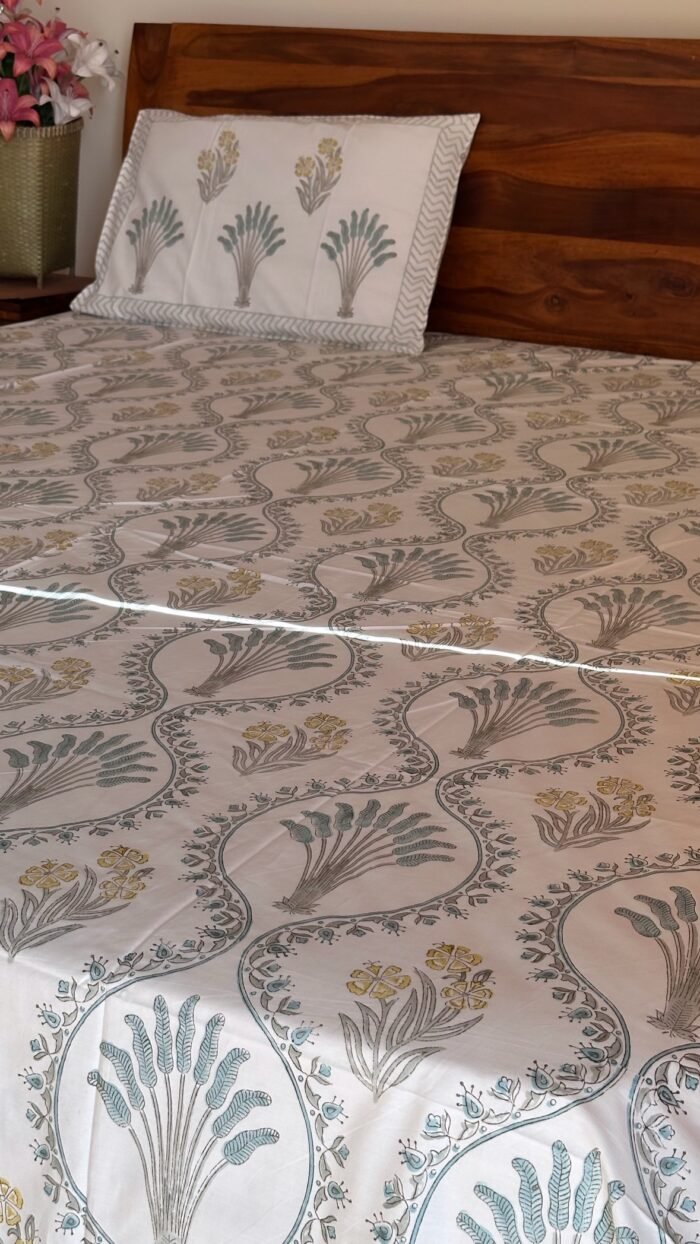 Bagh-e-Rang Premium King Size Bedsheet - Image 4