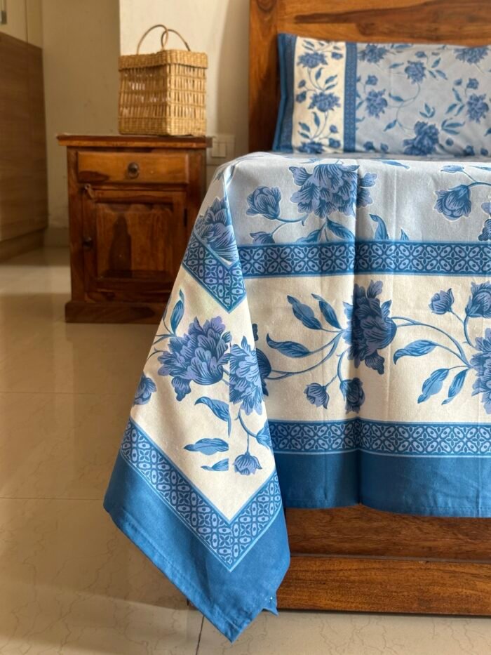 Gulshan Super King Size Bedsheet - Image 4