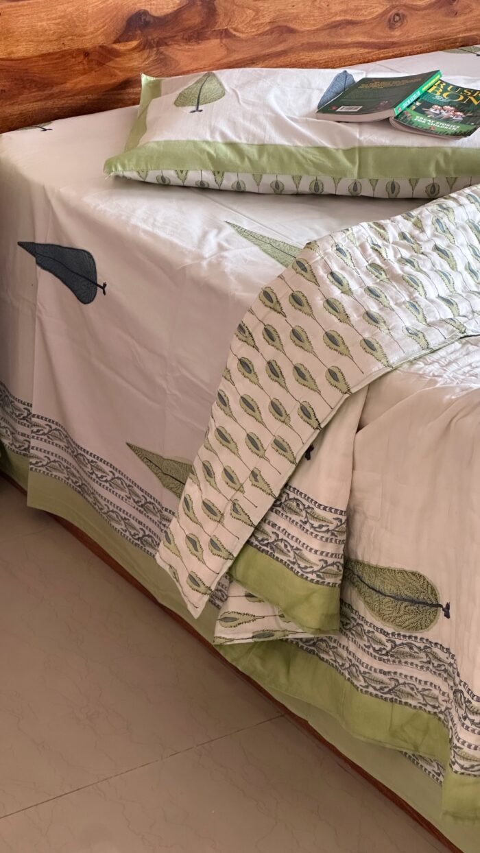 Garden Bloom Handblocked Quilt Set - Image 2