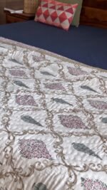 Heirloom Premium Double Quilt - Image 5