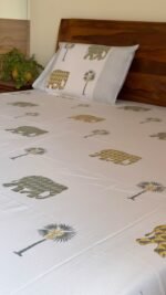 Gaj Anand Super King Size Bedsheet - Image 3
