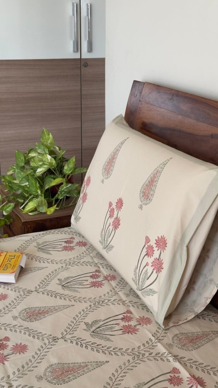 Nazm Handblocked Premium Bedsheet - Image 8
